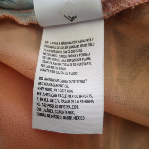 American Eagle High Rise Hawaiian Flowy Shorts - Picture 5 of 7